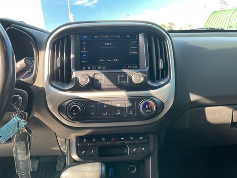 Used 2021 Chevrolet Colorado ZR2 w/ Colorado ZR2 Bison Edition image 16