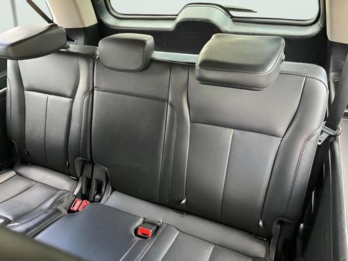 Used 2024 Ford Expedition Max XLT image 34