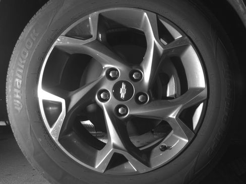 Used 2025 Chevrolet Trax LT w/ LT Convenience Package FWD image 13