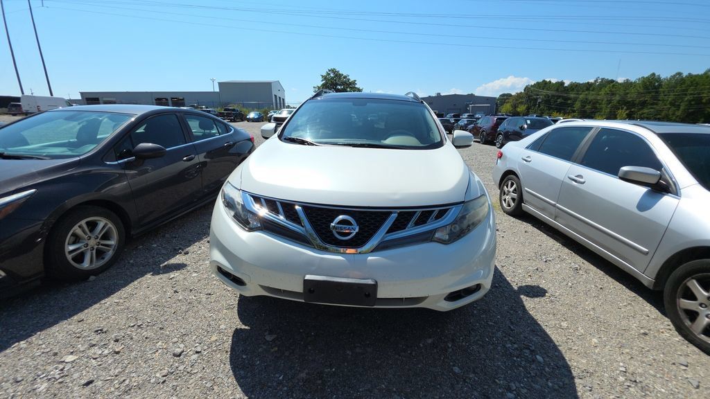 Used 2014 Nissan Murano LE w/ Platinum Edition Package FWD image 2