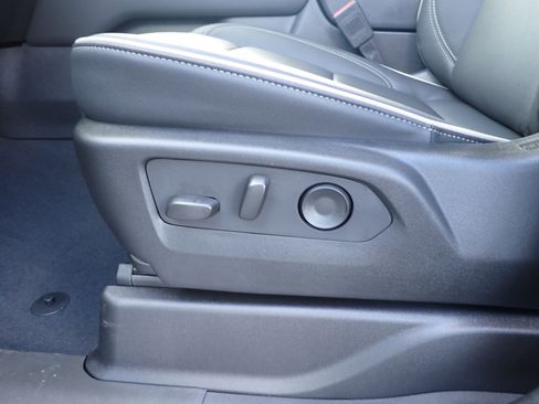 New 2026 GMC Yukon Elevation image 19