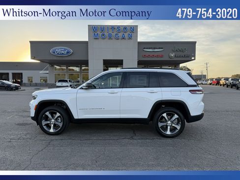 New 2025 Jeep Grand Cherokee Limited image 2