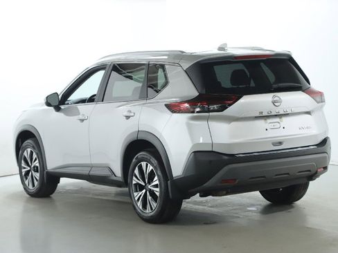 Used 2023 Nissan Rogue SV w/ SV Premium Package image 41