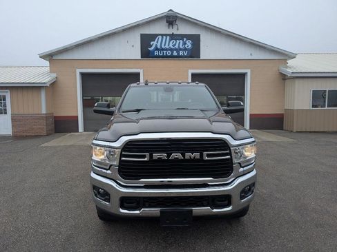 Used 2021 RAM 3500 Big Horn w/ Level 2 Equipment Group AWD/4WD image 2