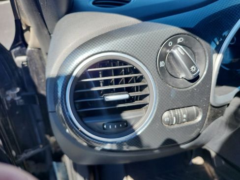 Used 2014 Volkswagen Beetle R-Line FWD image 17