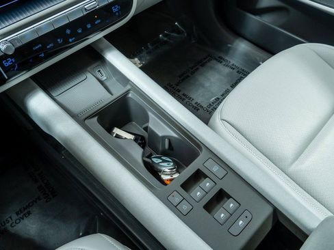 Used 2023 Hyundai Ioniq 6 SEL image 20