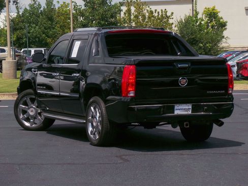 Used 2013 Cadillac Escalade EXT Luxury AWD/4WD image 3