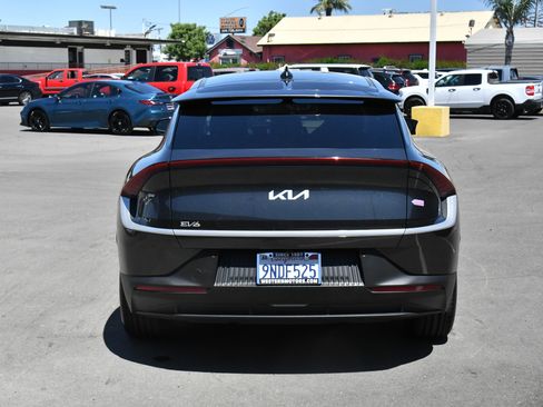Used 2024 Kia EV6 Light RWD image 7