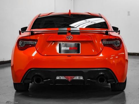 Used 2017 Toyota 86 860 Special Edition RWD image 10