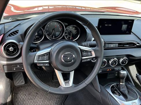 Used 2024 MAZDA MX-5 Miata RF Grand Touring image 5
