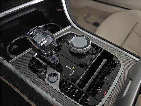 New 2026 BMW 840i xDrive Convertible image 25