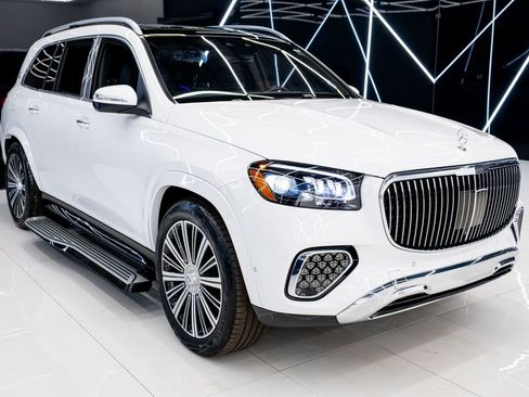 Used 2026 Mercedes-Benz Maybach GLS 600 4MATIC image 6