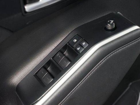 Used 2022 Toyota Highlander XLE image 31