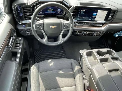 Certified 2023 Chevrolet Silverado 1500 LT AWD/4WD image 13