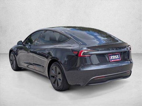 Used 2025 Tesla Model 3 Long Range RWD image 8