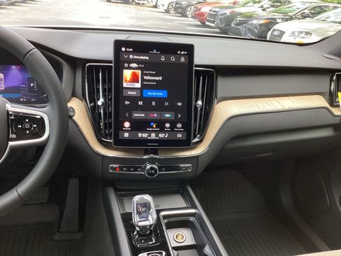 Used 2026 Volvo XC60 B5 Plus w/ Protection Package Premier AWD/4WD image 25