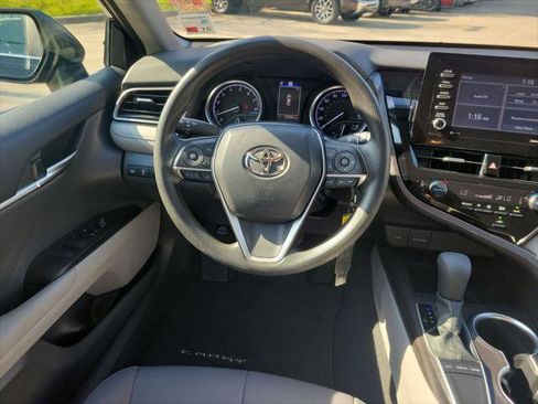 Certified 2022 Toyota Camry LE image 21
