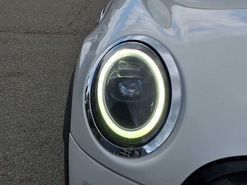 Used 2024 MINI Cooper S FWD image 9