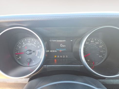 Used 2023 Ford Mustang Premium image 19