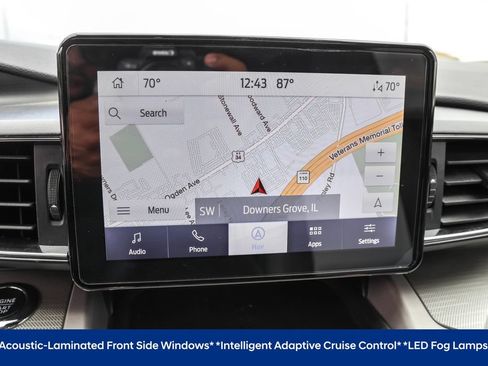 Used 2024 Ford Explorer XLT w/ Equipment Group 202A AWD/4WD image 8