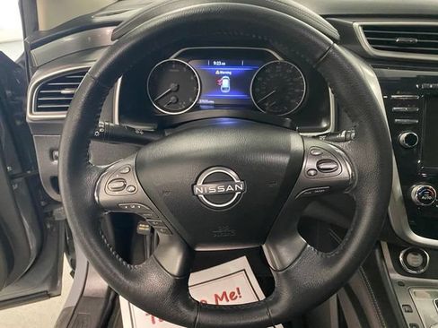 Used 2024 Nissan Murano SV w/ SV Midnight Edition Package FWD image 17