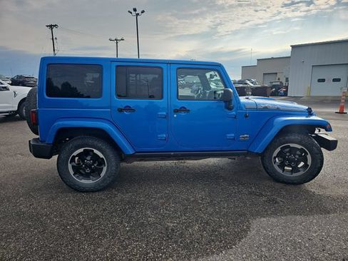 Used 2014 Jeep Wrangler Unlimited Sahara AWD/4WD image 6