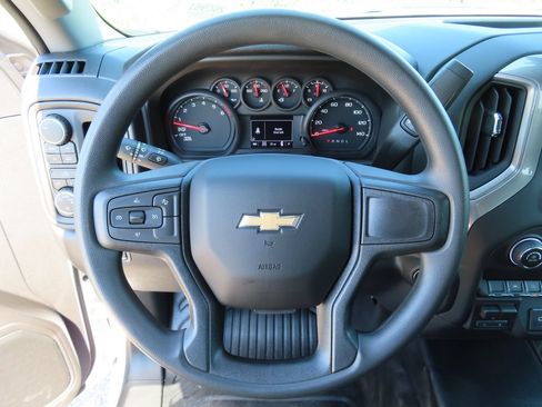 New 2026 Chevrolet Silverado 1500 W/T w/ WT Value Package AWD/4WD image 4