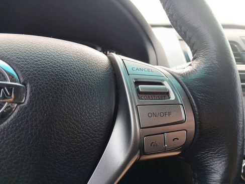 Used 2015 Nissan Altima 2.5 SL w/ Technology Package FWD image 26