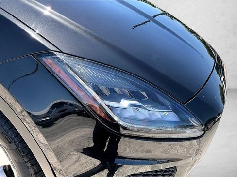 Used 2018 Jaguar E-PACE R-Dynamic SE AWD/4WD image 30