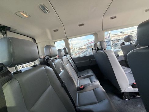 Used 2015 Ford Transit 350 XL image 22