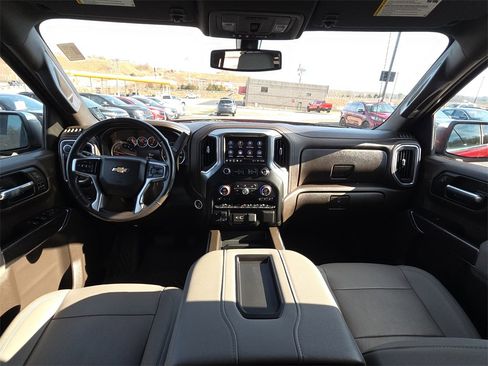 Used 2022 Chevrolet Silverado 1500 LTZ image 30
