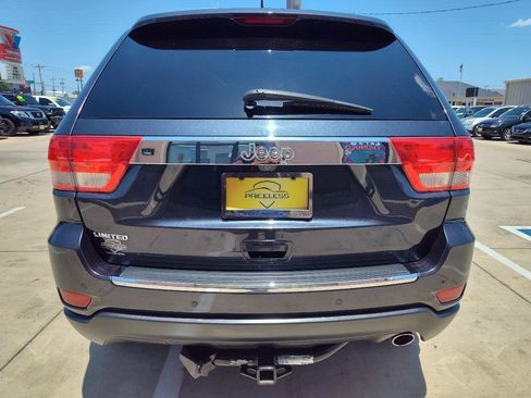 Used 2013 Jeep Grand Cherokee Limited w/ Mopar Chrome Edition Group RWD image 5