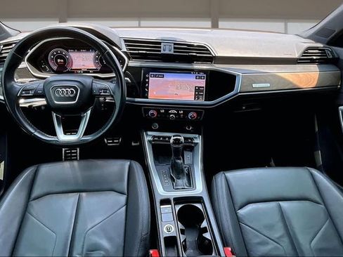 Used 2020 Audi Q3 2.0T Premium Plus w/ Premium Plus Package AWD/4WD image 16