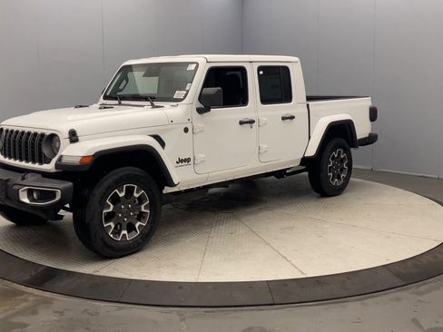 New 2026 Jeep Gladiator Sport image 9