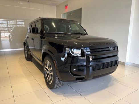 New 2026 Land Rover Defender 110 X-Dynamic SE AWD/4WD image 6