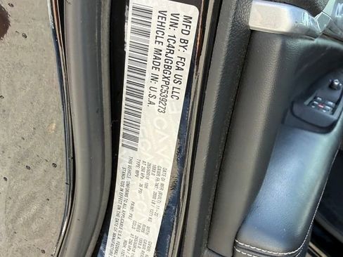 Used 2023 Jeep Grand Cherokee Limited RWD image 24
