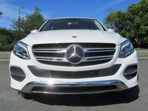 Used 2016 Mercedes-Benz GLE 350 w/ Premium Package image 4