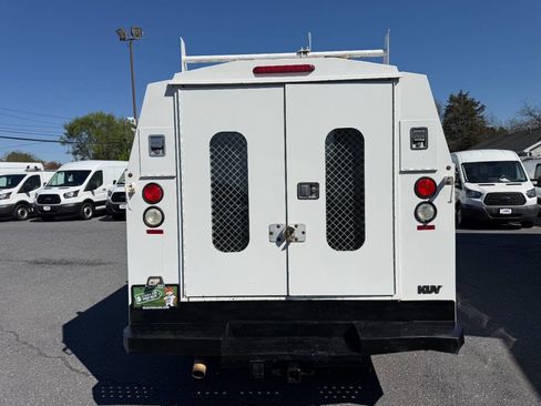 Used 2010 Chevrolet Express 3500 image 30