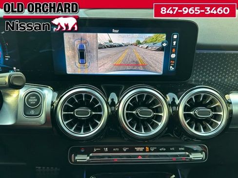 Used 2025 Mercedes-Benz GLB 35 AMG 4MATIC w/ AMG Night Package image 19