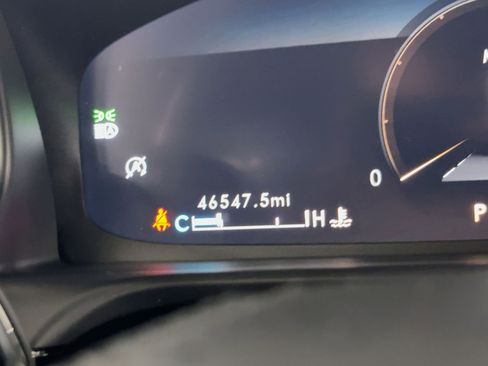 Used 2021 Lincoln Aviator 2WD w/ Elements Package image 19