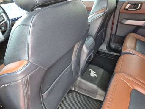 Used 2023 Ford Bronco Outer Banks AWD/4WD image 18