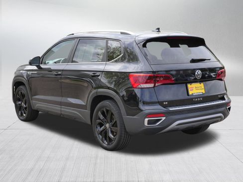Certified 2023 Volkswagen Taos SE w/ Panoramic Sunroof Package AWD/4WD image 5