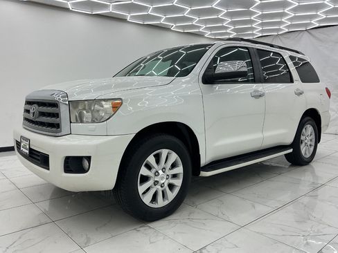 Used 2016 Toyota Sequoia Platinum AWD/4WD image 6