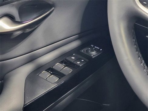 Used 2024 Lexus ES 300h 300h image 24