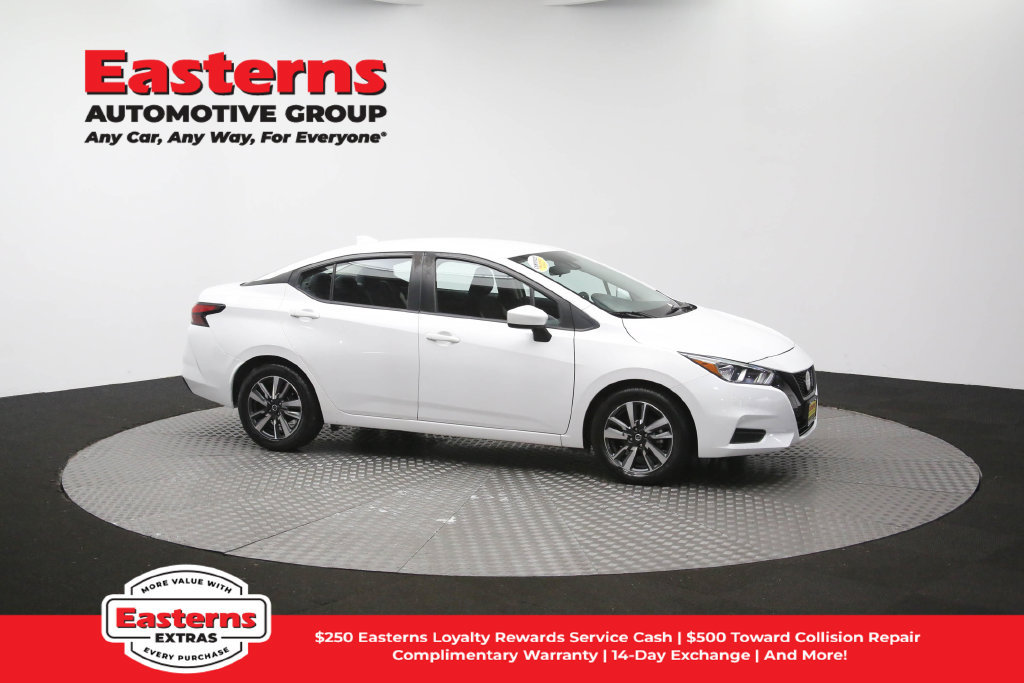 Used 2022 Nissan Versa SV FWD image 49
