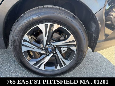 Used 2024 Subaru Crosstrek 2.0i Premium image 24