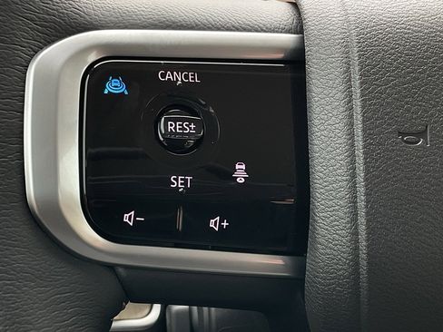 New 2026 Nissan Armada Platinum image 32