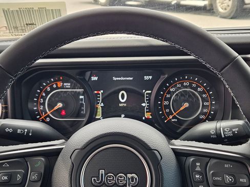 New 2026 Jeep Gladiator Sport image 15