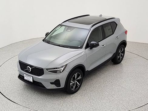 New 2026 Volvo XC40 B5 Core w/ Protection Package Premier AWD/4WD image 13