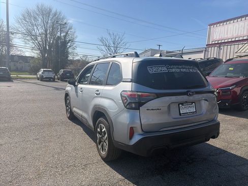 Used 2026 Subaru Forester Premium image 8